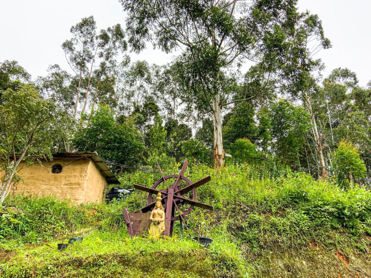 Castillo De Woods , The Private Luxury Villa , 8 Bhk, Vattavada Kottakamboor エクステリア 写真