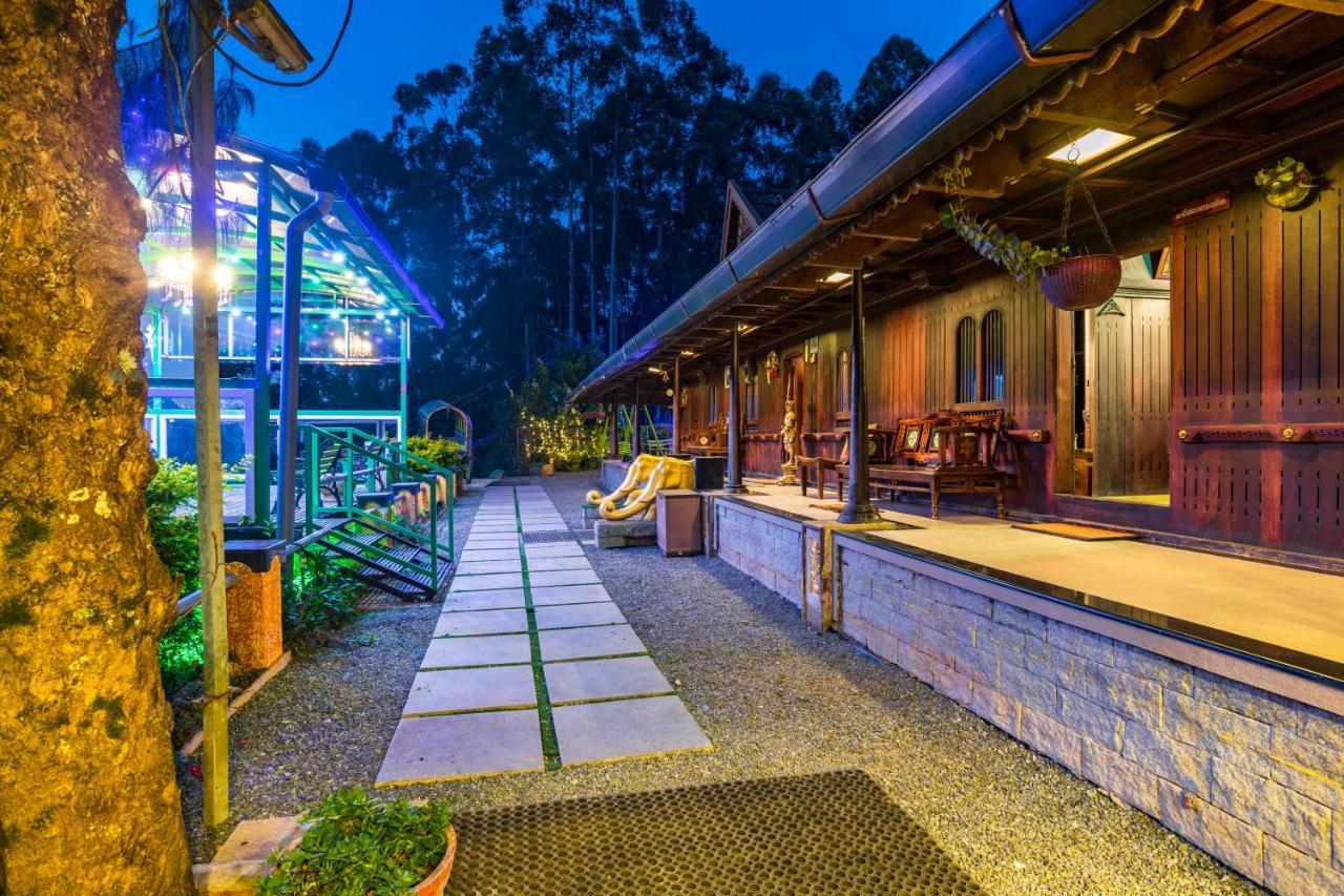 Castillo De Woods , The Private Luxury Villa , 8 Bhk, Vattavada Kottakamboor エクステリア 写真